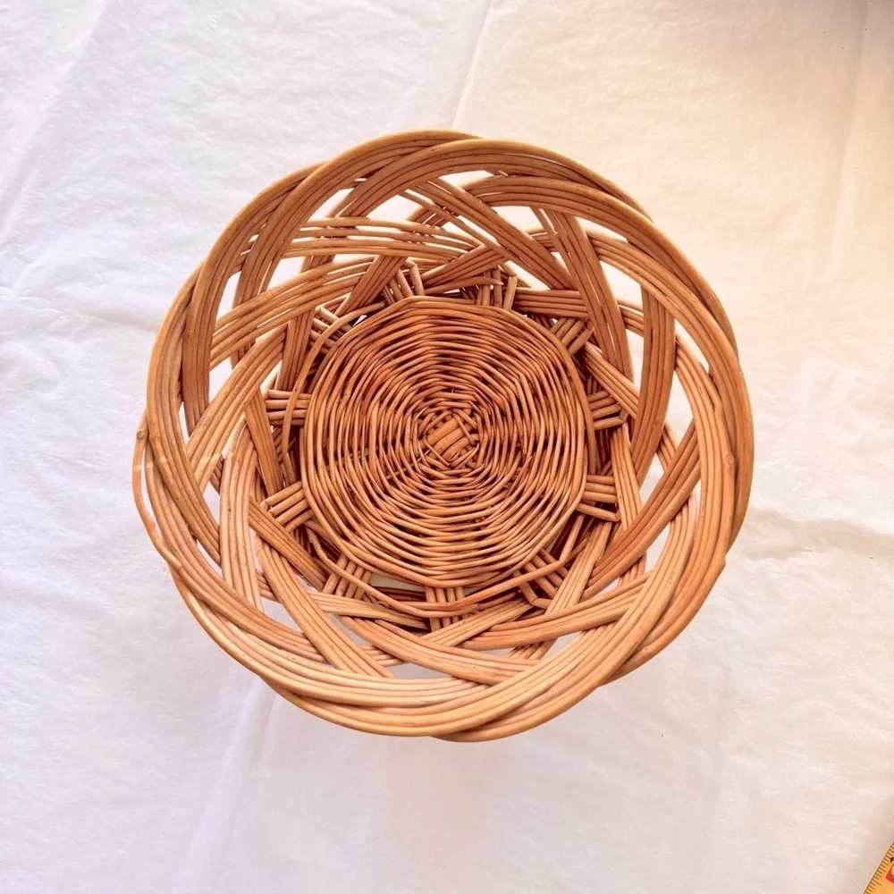 10” Vintage Wooden Tan Woven Basket Rustic Bohemian Bread & Fruit Bowl Basket